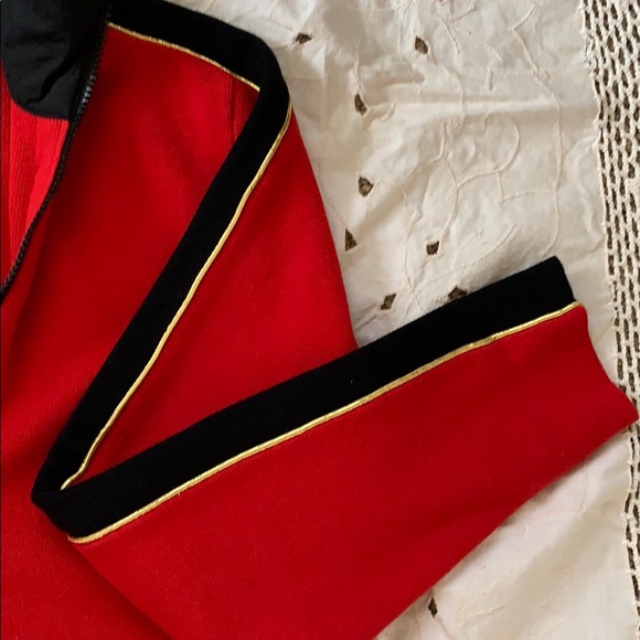 NWOT Beautiful Lauren Ralph sweater. Size large - Picture 5 of 6